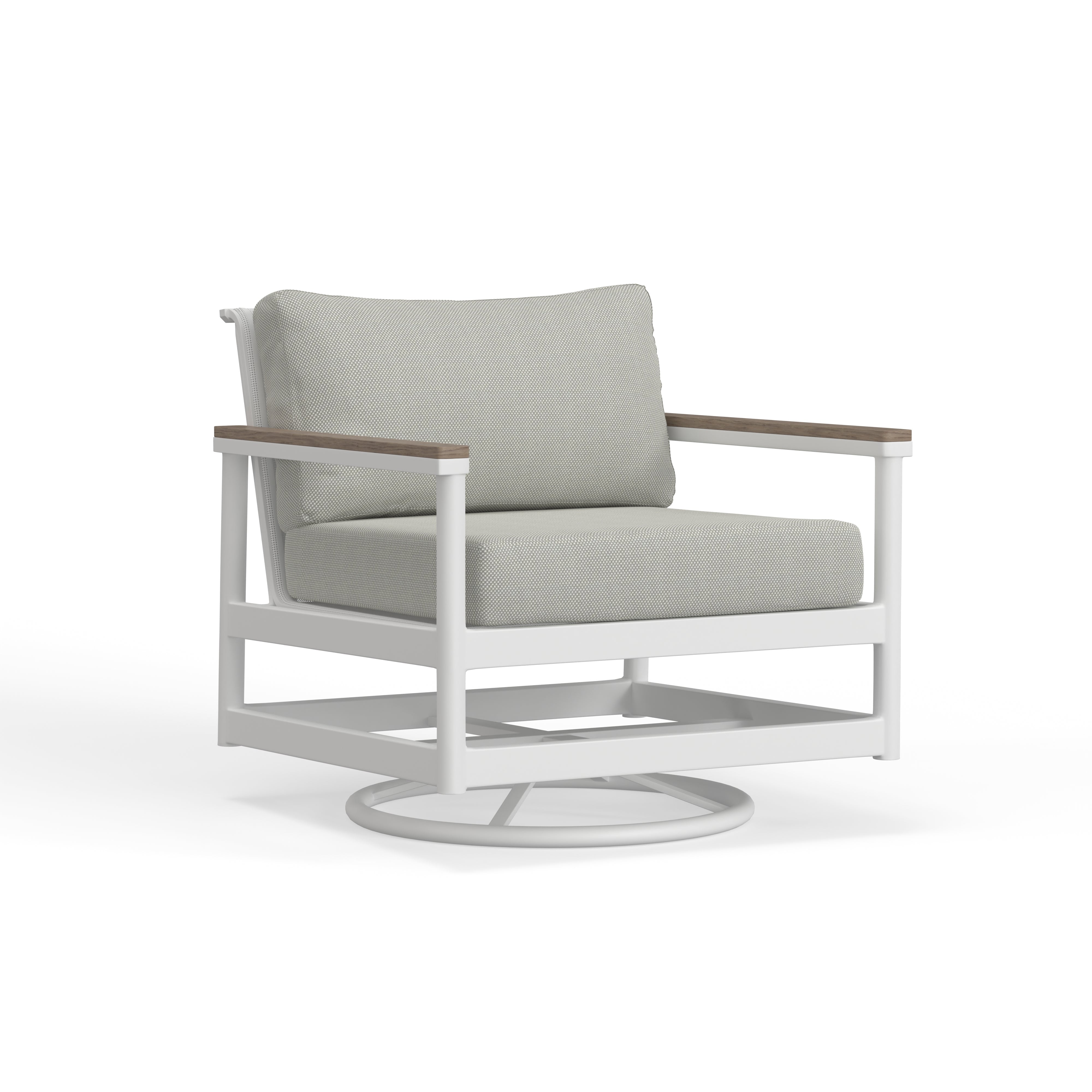 Barrow Outdoor Swivel Club Chair