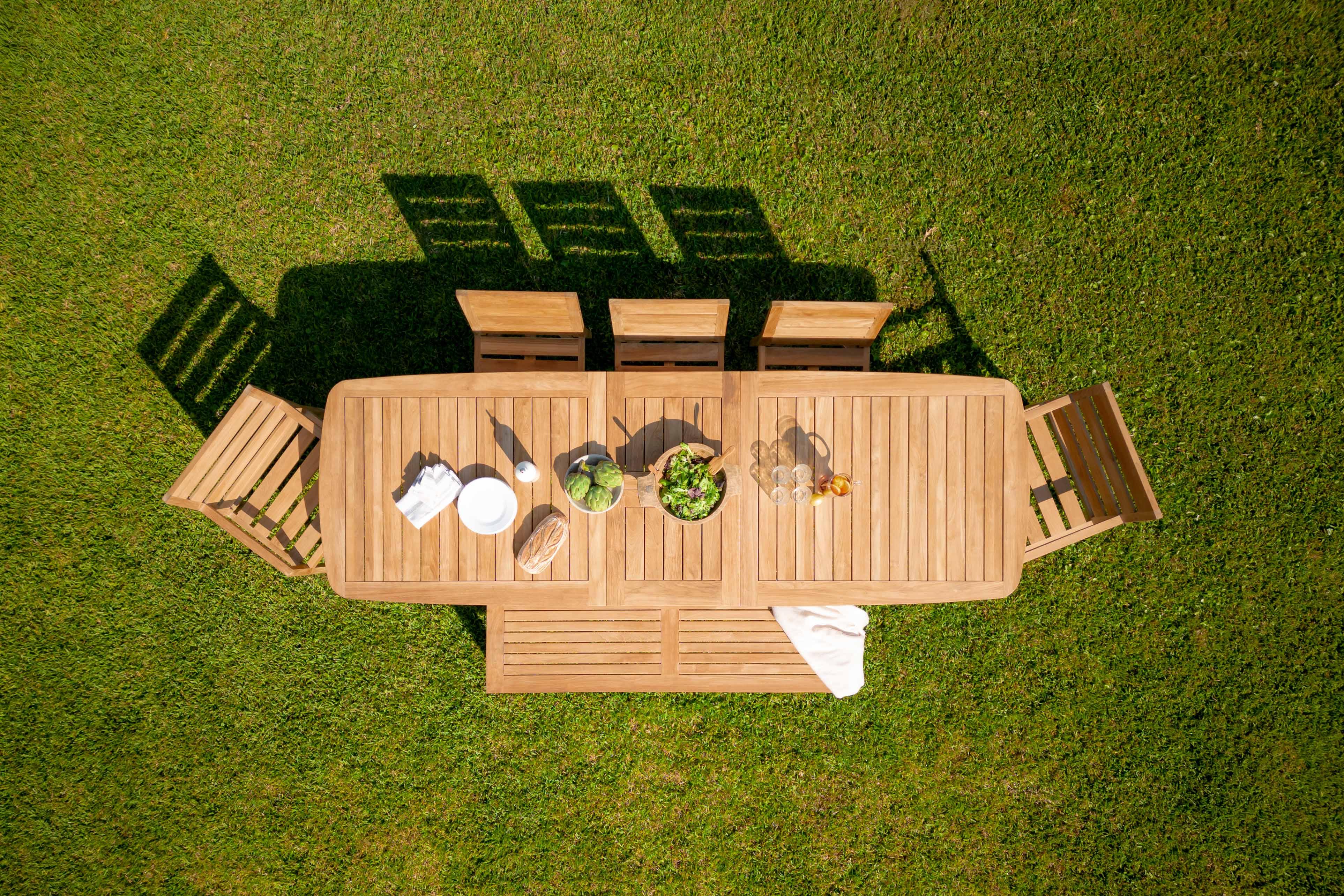 Beautiful Teak Dining Table For 8 People