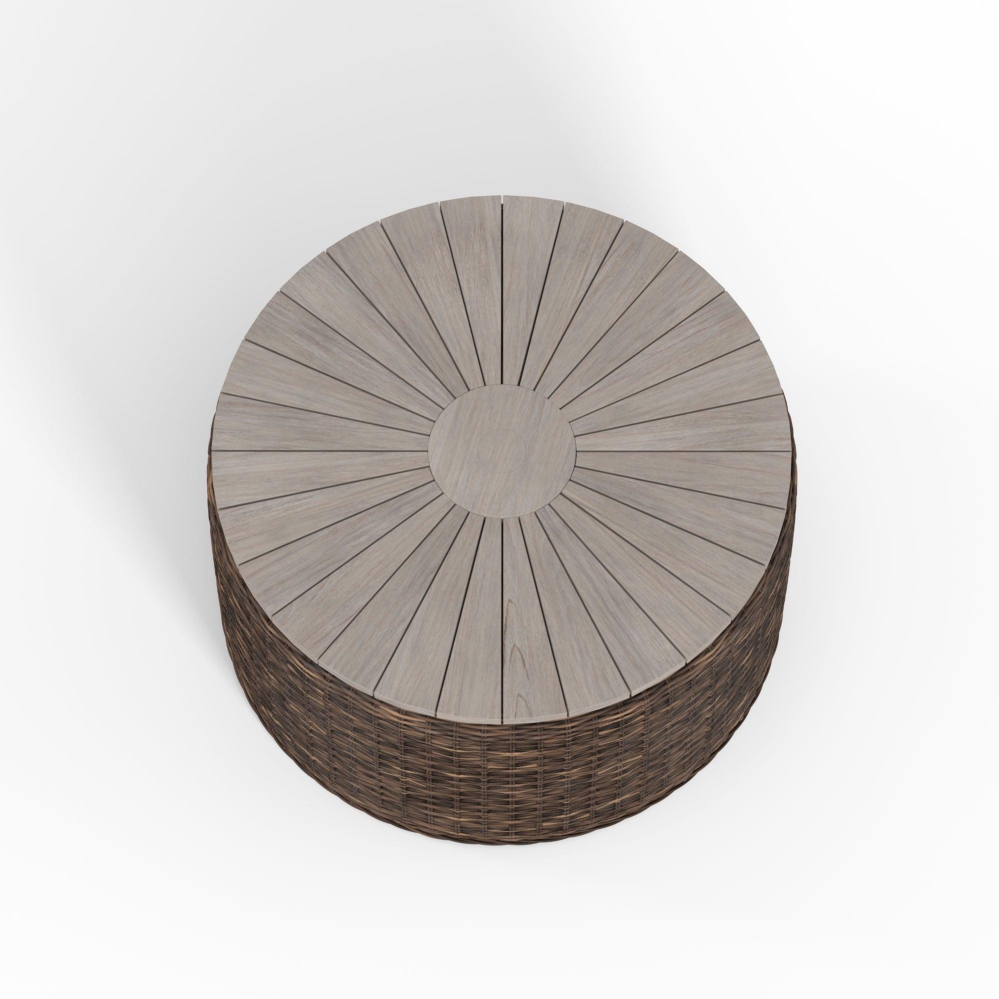 Highest Quality Luxury Outdoor Wicker Coffee Table And Umbrella Stand With Weathered Gray Teak